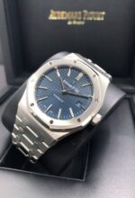 2019 Audemars Piguet Royal Oak Selfwinding 15400ST - Image 3