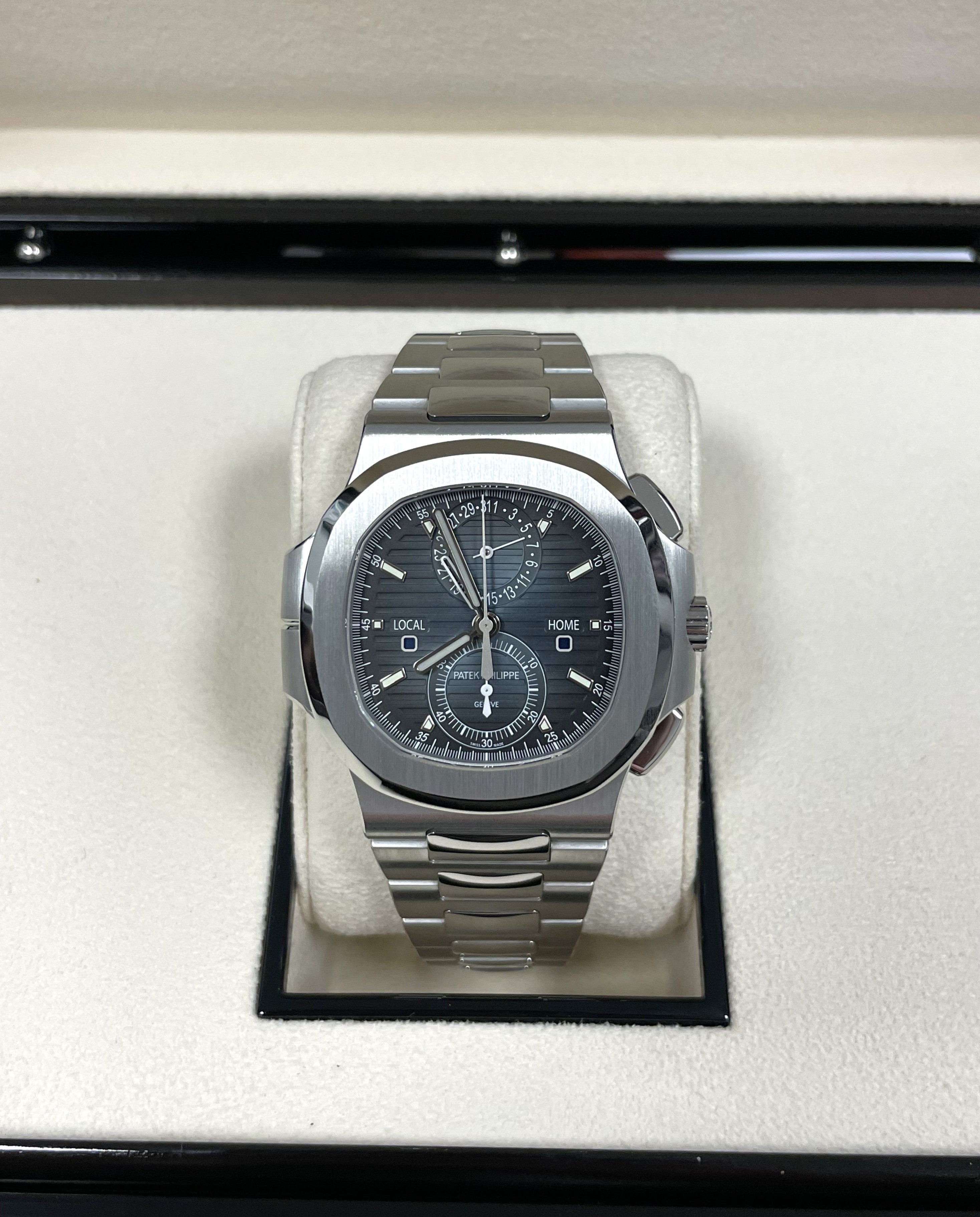 IMG-7292 2021 Patek Philippe Aquanaut Travel Time - Image 1