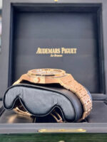 Audemars Piguet Royal Oak Selfwinding 15400OR - Image 8