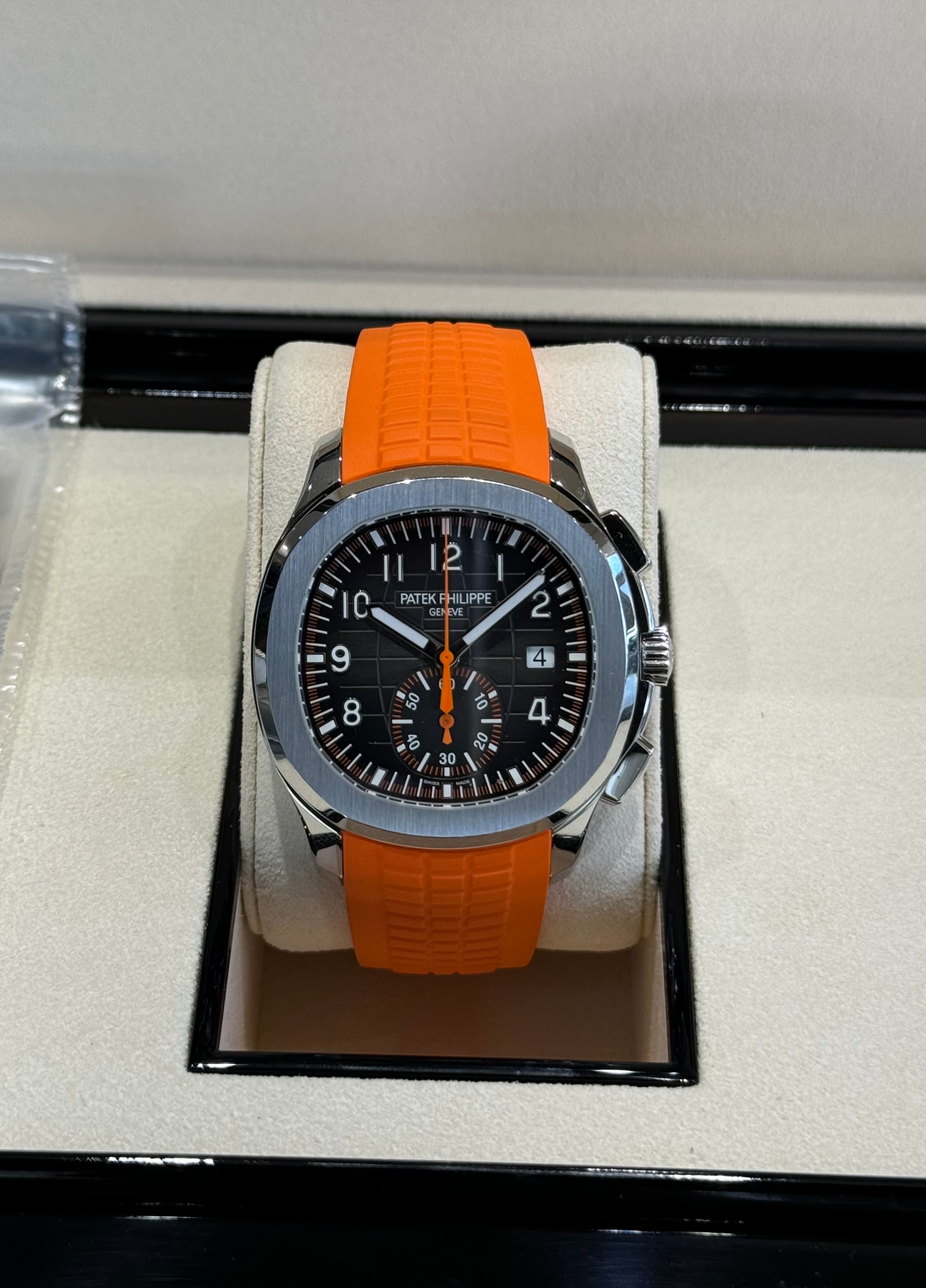 IMG_1750 2020 Patek Philippe Aquanaut Self-Winding 5968A - Image 1