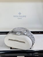 2024 Patek Philippe Nautilus 5719/10G-010 - Image 7