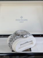 2024 Patek Philippe Nautilus 5719/10G-010 - Image 5