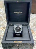 2022 Audemars Piguet Royal Oak Selfwinding 15500ST - Image 2